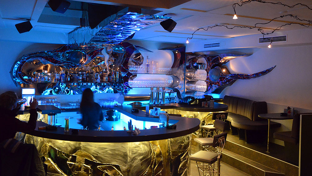 Club-Bar-Lounge Design aus Metall