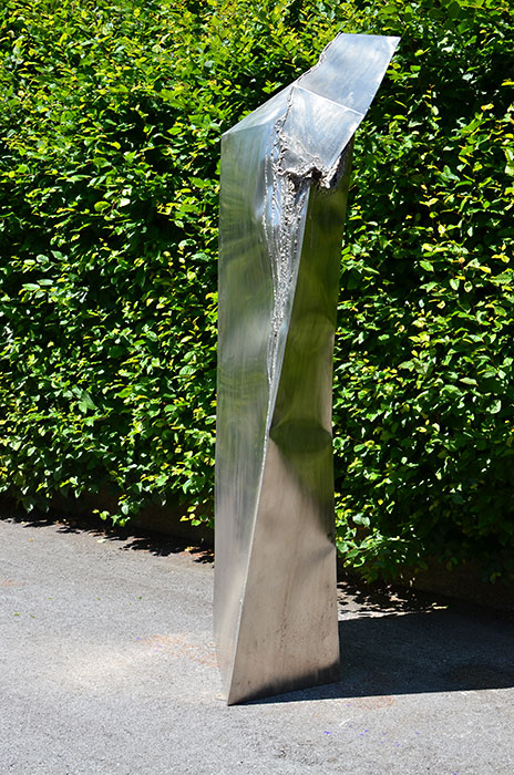 Angewandte Kunst aus Edelstahl, Individueller Gartenbrunnen für Außen, Direkt vom Metall-Künstler provisionsfrei kaufen