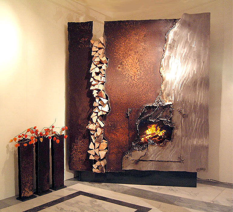 Inividuelle Feuerstelle für den Innen-Bereich, Metall Kunst Unikat