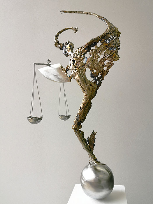 Zeitgenössische Skulptur 'KAIROS' aus Edelstahl