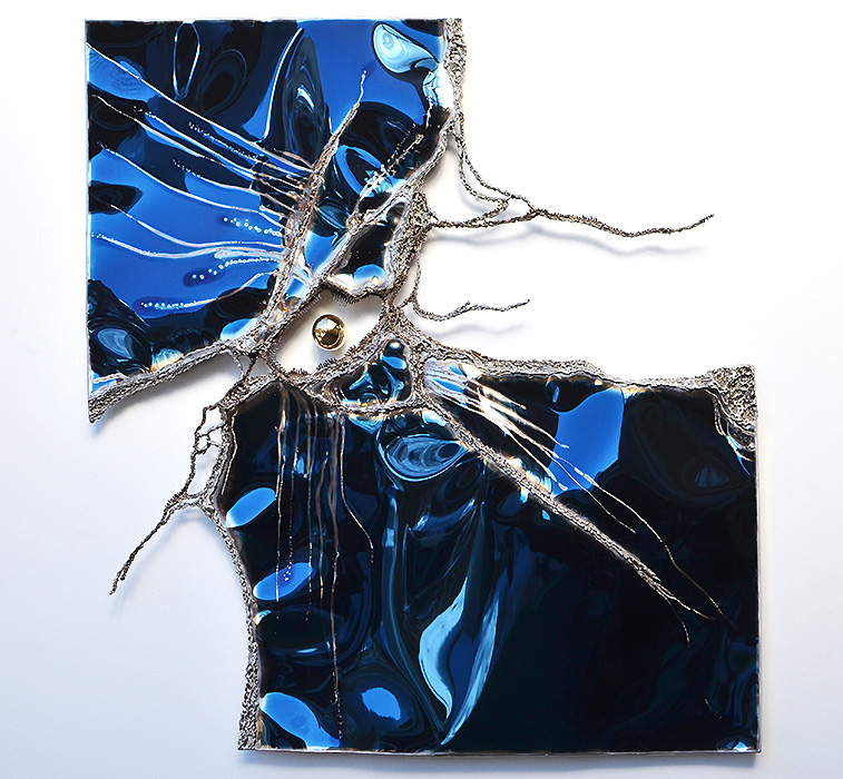 Kunst aus Metall, Geschweißtes Wandbild aus blauem Edelstahl