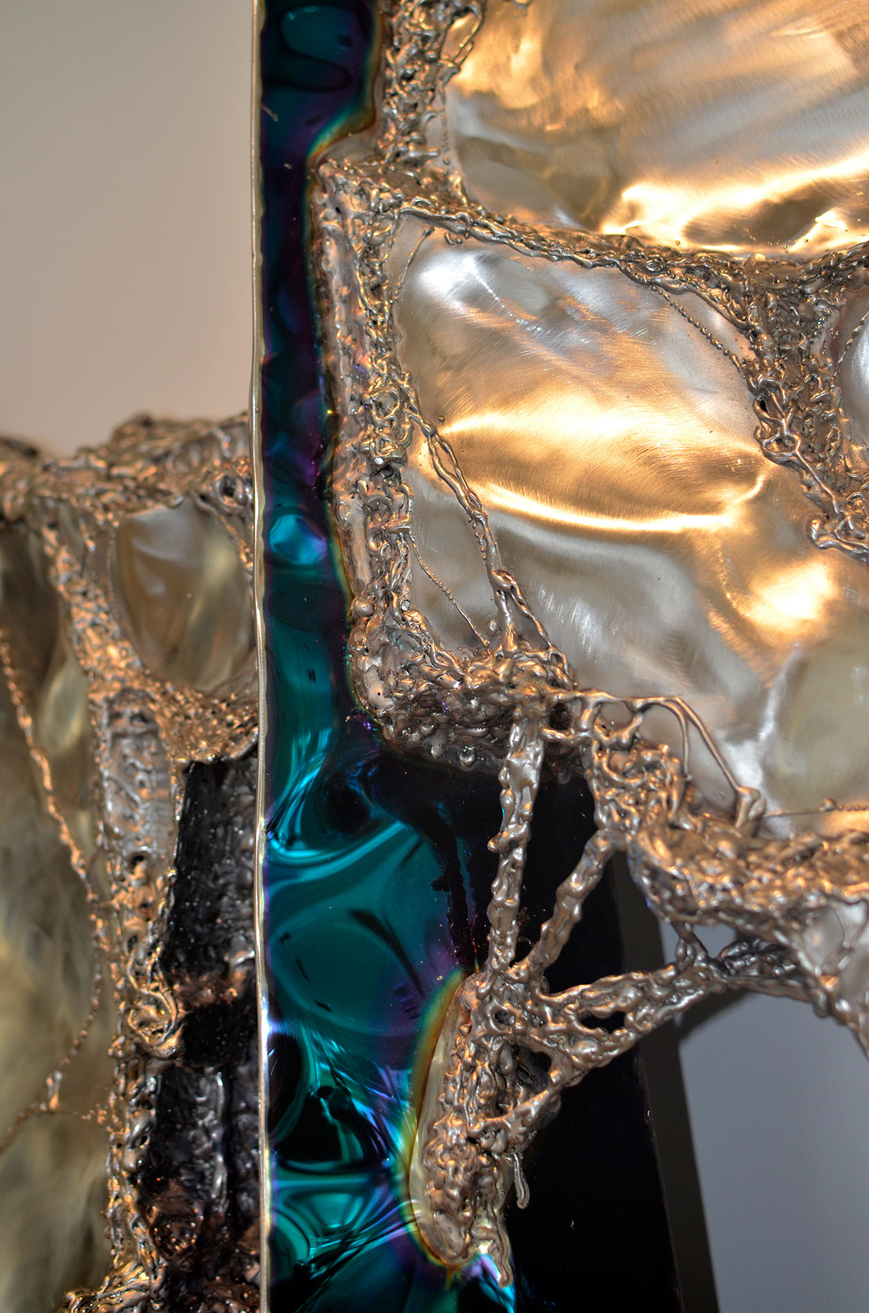 Detail mit Schweißlinie