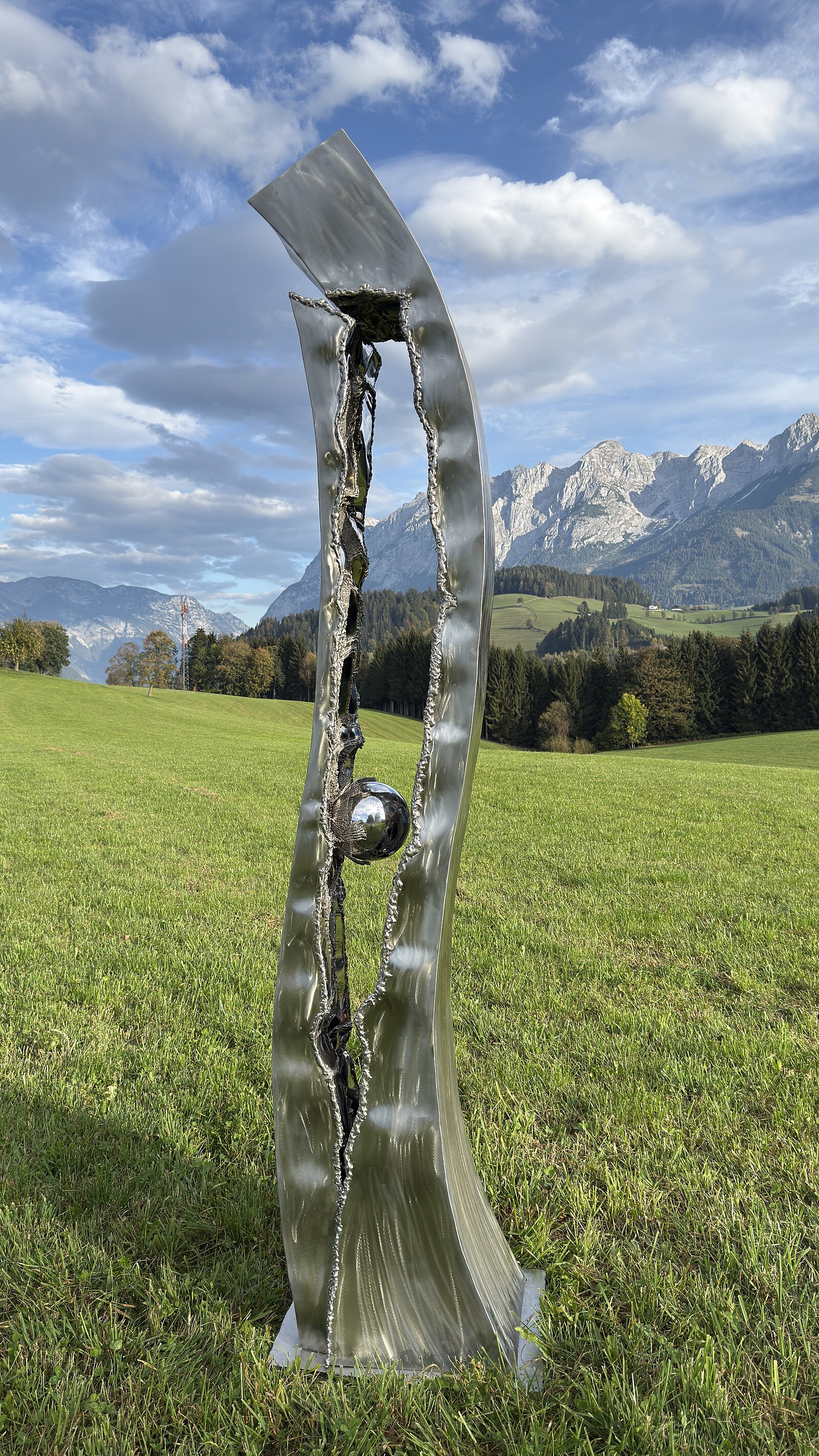 Moderne Gartenskulptur