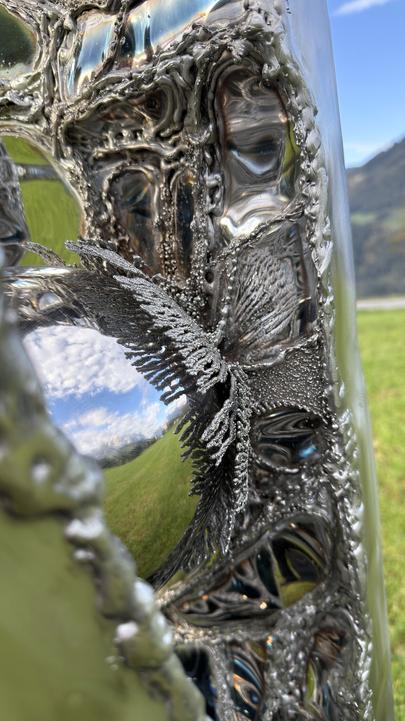 Moderne Gartenskulptur