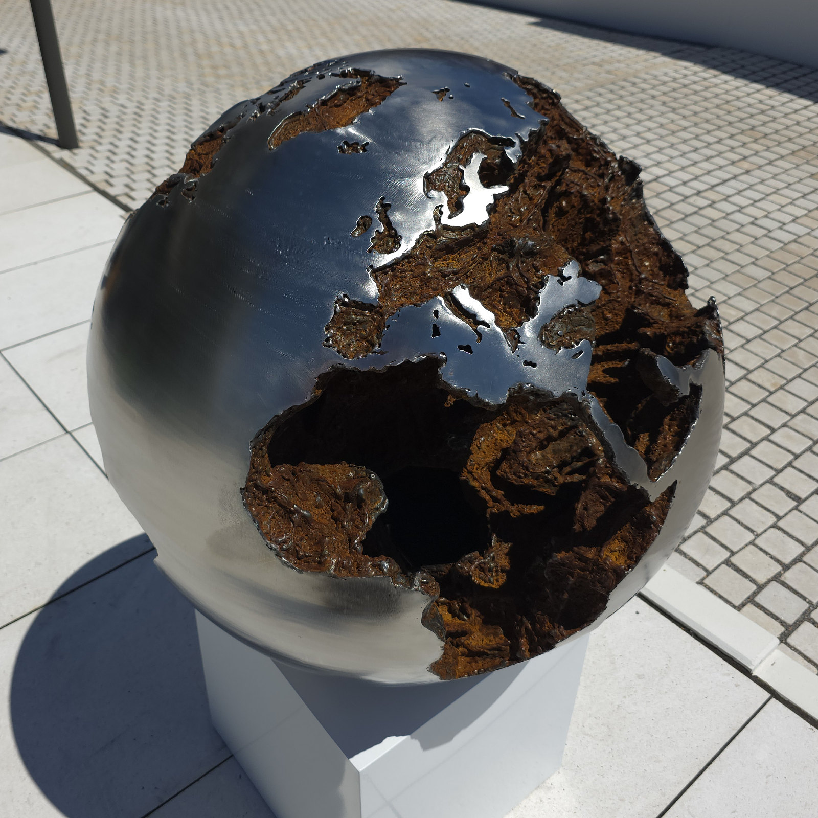 Welded Sculpture, "Globe"