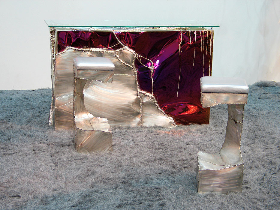 Modern Bar Counter, Siver and Red Colored Modern Art Furniture