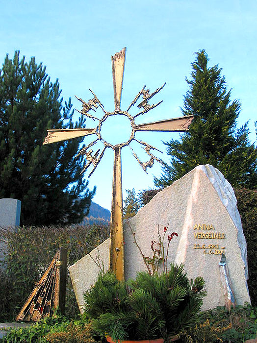 Individual Grave Monuments