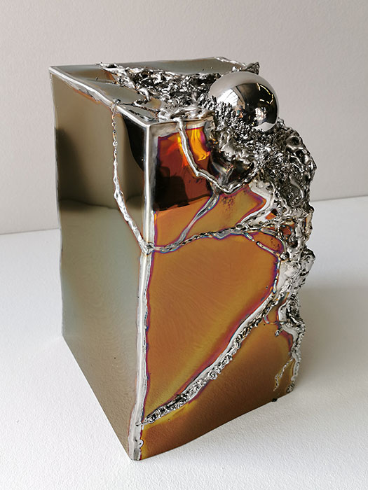 Urn, Metal Art