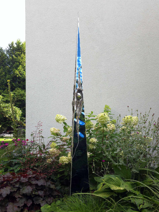 Modern Garden-Sculpture, Pyramid of Stainless Steel