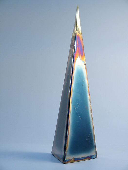 Pyramid sculpture award 